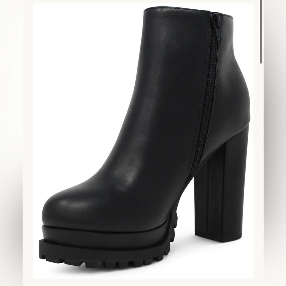NEW Marco Women's Black Platform Chunky Block Heel Lug Sole Ankle Boot Size 7.5 - Picture 1 of 6